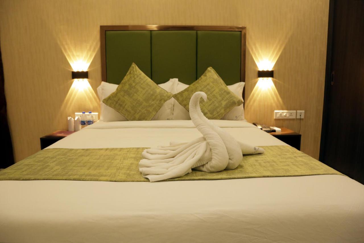 Esquina Residency Hotell Kochi Eksteriør bilde