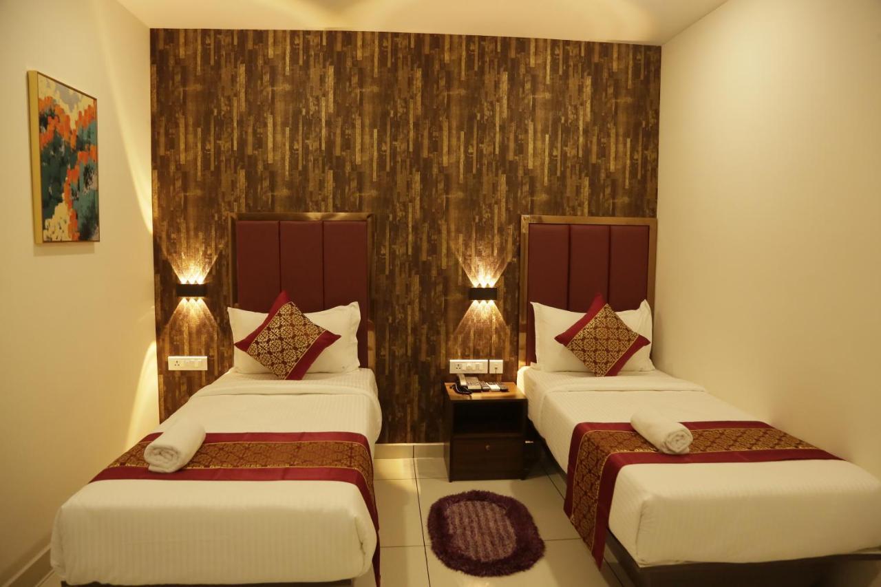 Esquina Residency Hotell Kochi Eksteriør bilde