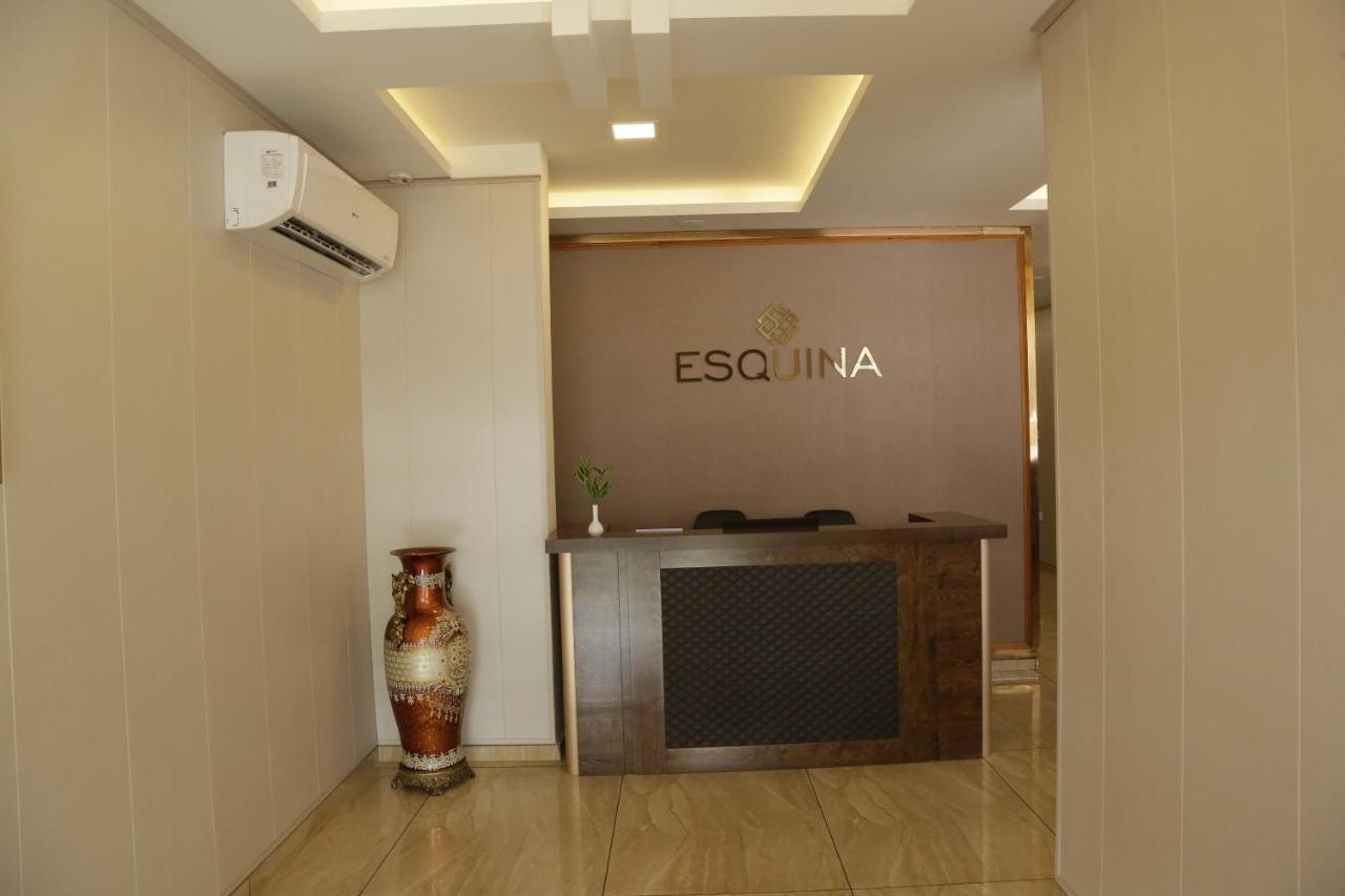 Esquina Residency Hotell Kochi Eksteriør bilde
