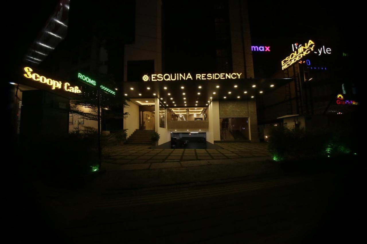 Esquina Residency Hotell Kochi Eksteriør bilde