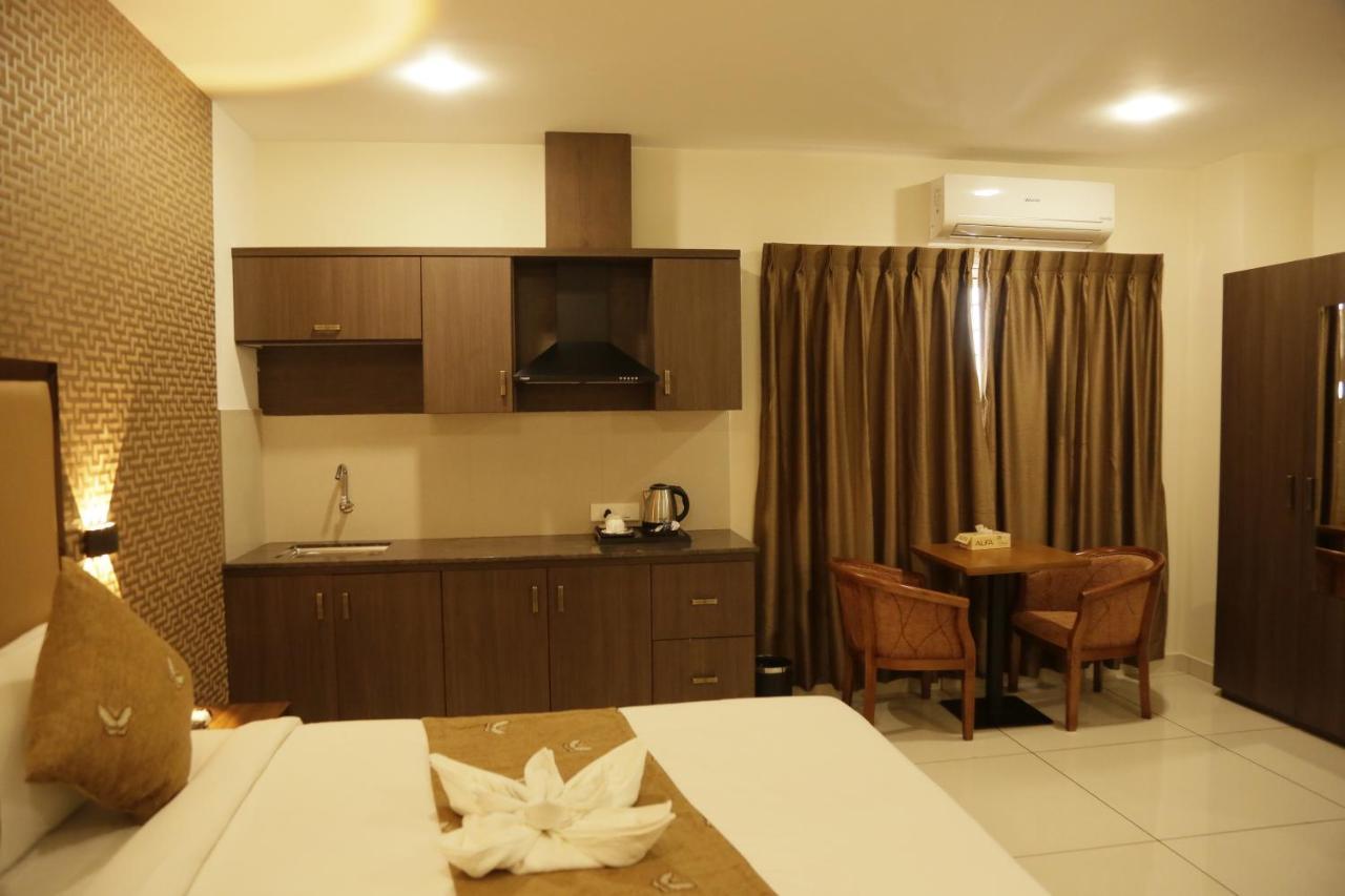 Esquina Residency Hotell Kochi Eksteriør bilde